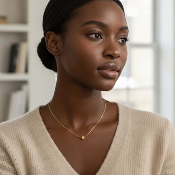 ⚡Gold Cube Pendant Necklace for Women Simple Minimalist Geometric Jewelry Gift - Picture 5 of 9